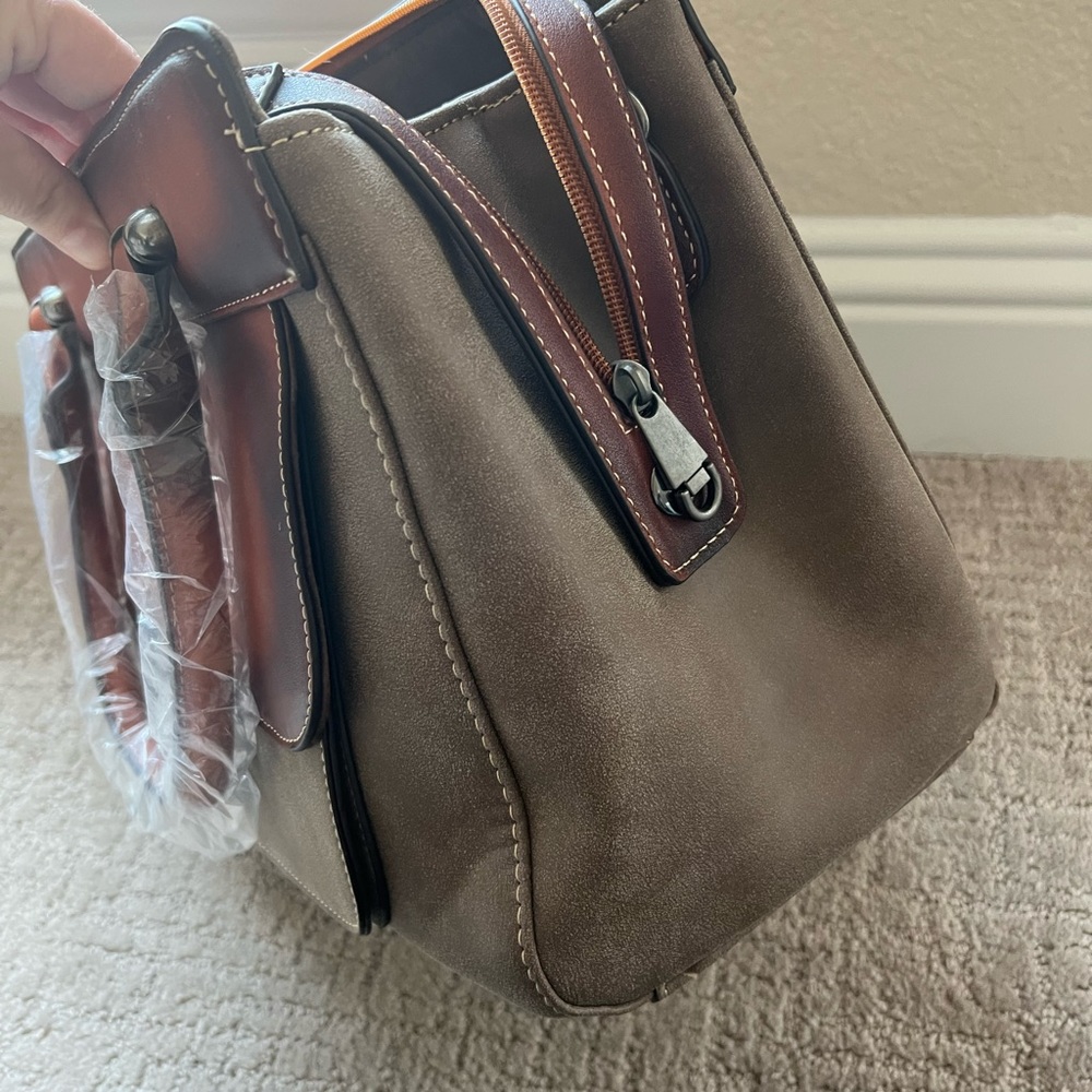 Brand NEW Purse
